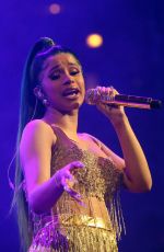 CARDI B Performs at 2018 Big Jam Concert in Chicago 11/24/2018