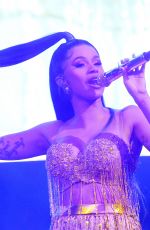 CARDI B Performs at 2018 Big Jam Concert in Chicago 11/24/2018