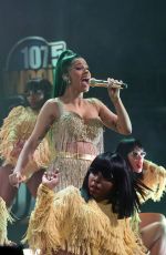 CARDI B Performs at 2018 Big Jam Concert in Chicago 11/24/2018