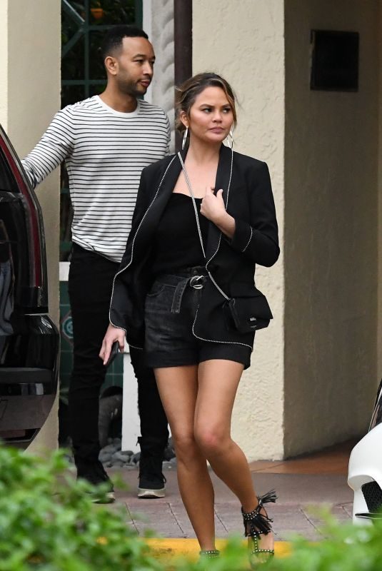 CHRISSY TEIGEN at Frost Science Museum in Miam 11/17/2018