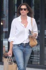 CINDY CRAWFORD Shopping at American Rag Cie in Los Angeles 11/16/2018