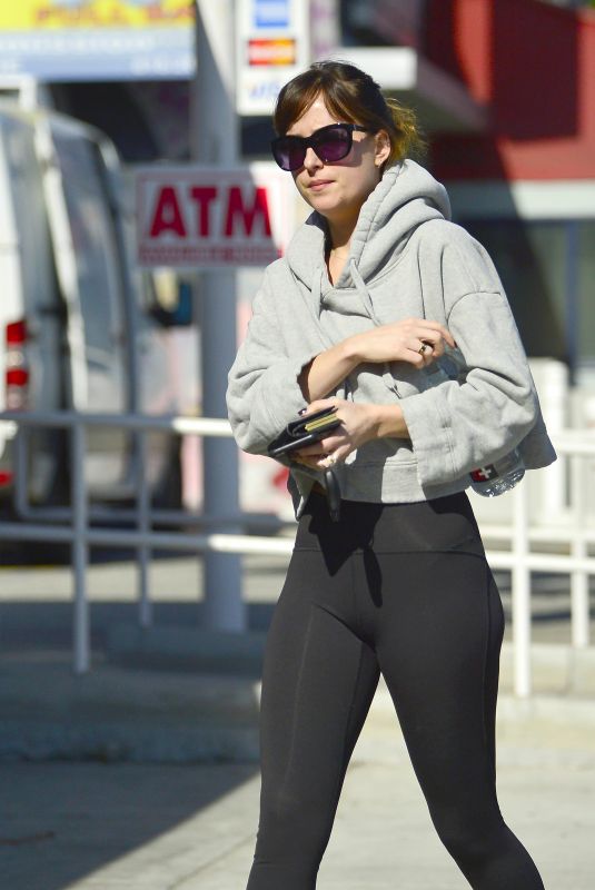 DAKOTA JOHNSON Leaves Pilates Class in Los Angeles 11/06/2018
