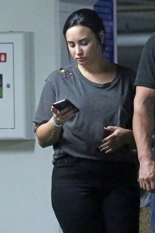 DEMI LOVATO Out and About in Los Angeles 11/16/2018