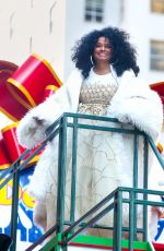 DIANA ROSS at 2018 Macy
