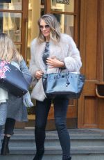 ELIZABETH HURLEY Out Shopping at Peter Jones in Chelsea 11/15/2018