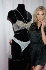 ELSA HOSK on the Backstage of Victoria