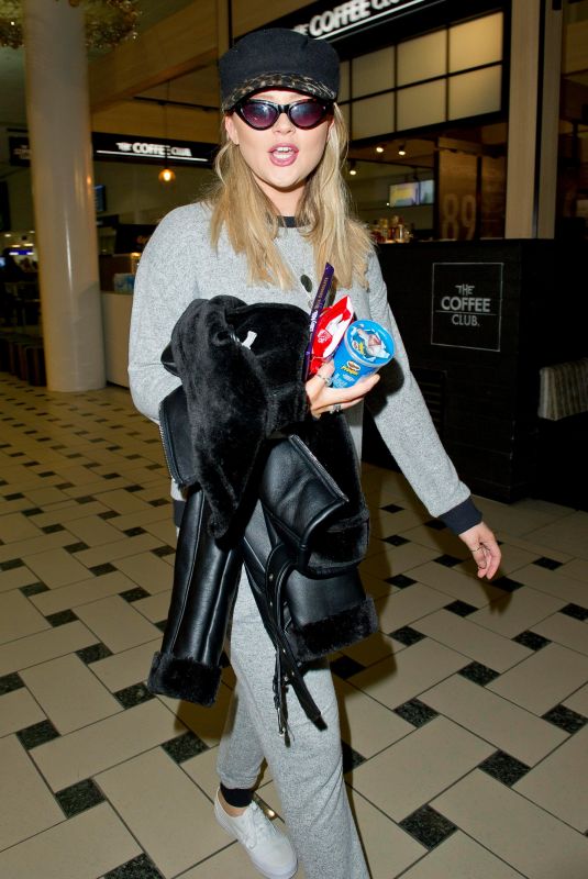 EMILY ATACK Arrives at Airport in Brisbane 11/12/2018