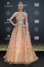 FRANZISKA KNUPPE at 2018 Bambi Awards in Berlin 11/16/2018