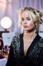 FRIDA AASEN at Victoria’s Secret 2018 Show in New York 11/08/2018