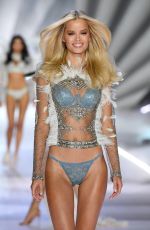 FRIDA AASEN at Victoria’s Secret 2018 Show in New York 11/08/2018