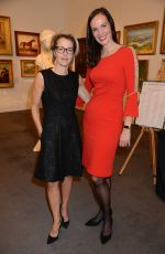 GILLIAN ANDERSON at Women for Women International #SheInspiresMe Auction 11/19/2018