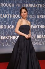 GLORIA TANG TSZ-KEI at 2019 Breakthrough Prize in Mountain View 11/04/2018