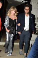 GOLDIE HAWN at Goldie