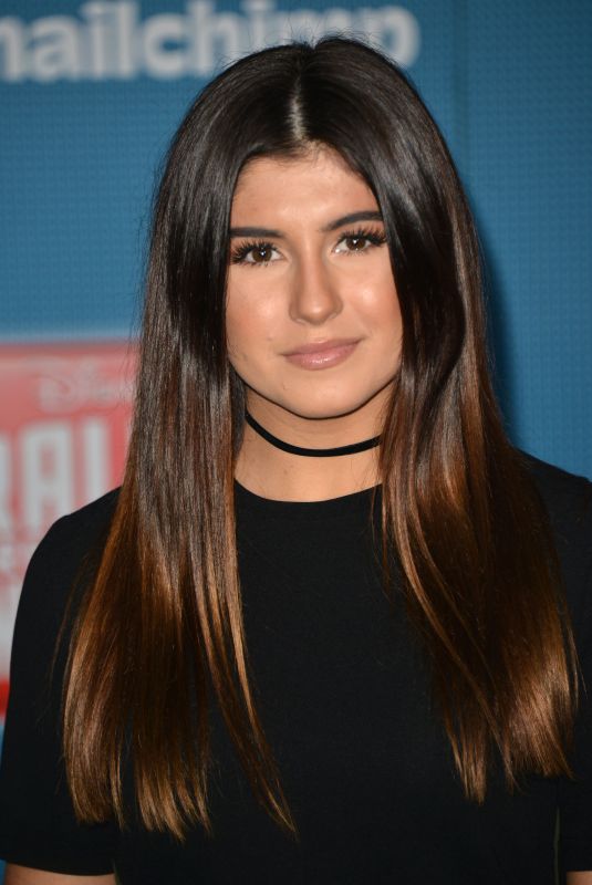 HAILEE DEEGAN at Ralph Breaks the Internet Premiere in Hollywood 11/05/2018