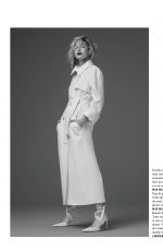 HAILEY BALDWIN in L