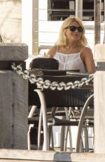 HOLLY WILLOGHBY at a Waterfront Restaurant on Gold Coast 11/15/2018