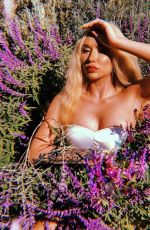 IGGY AZALEA - Twitter and Instagram Pictures, October 2018