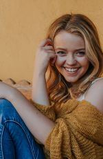 JADE PETTYJOHN on the Set of a Photoshoot, November 2018