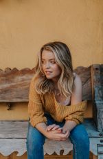 JADE PETTYJOHN on the Set of a Photoshoot, November 2018