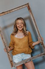 JADE PETTYJOHN on the Set of a Photoshoot, November 2018
