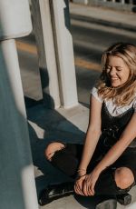 JADE PETTYJOHN on the Set of a Photoshoot, November 2018