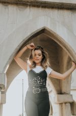 JADE PETTYJOHN on the Set of a Photoshoot, November 2018