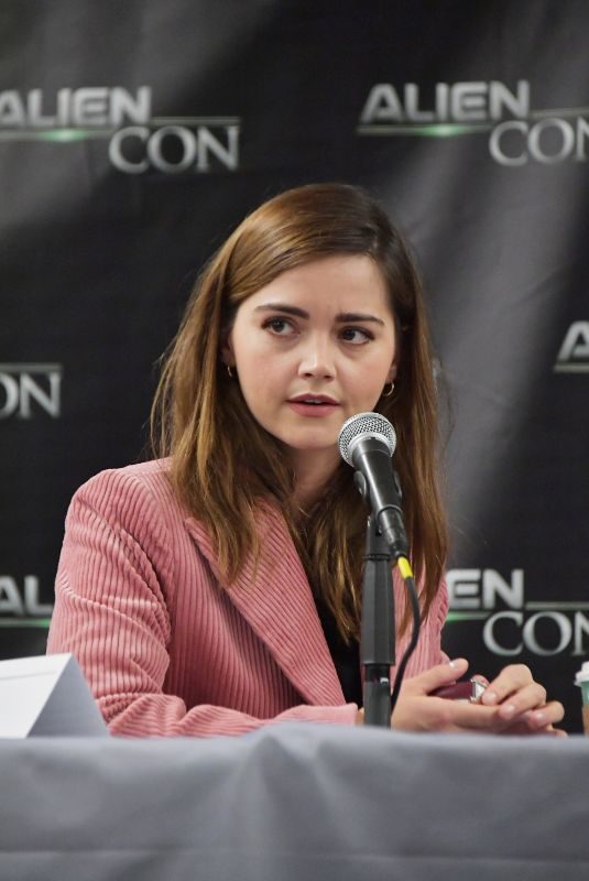 JENNA LOUISE COLEMAN at Alien-con in Baltimore 11/09/2018