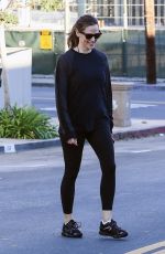 JENNIFER GARNER Leaves a Gym in Brentwood 11/03/2018