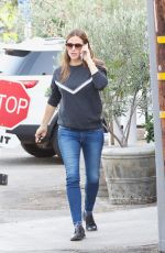 JENNIFER GARNER Out and About in Brentwood 11/16/2018