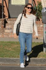 JENNIFER GARNER Out and About in Los Angeles 11/03/2018