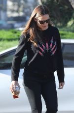 JENNIFER GARNER Out and About in Santa Monica 10/31/2018