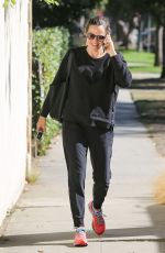 JENNIFER GARNER Out in Los Angeles 11/06/2018