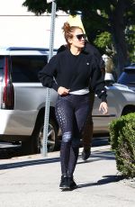 JENNIFER LOPEZ at a Gym in Los Angeles 11/18/2018