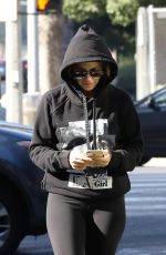 JENNIFER LOPEZ Heading to a Gym in Los Angeles 11/17/2018