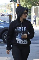 JENNIFER LOPEZ Heading to a Gym in Los Angeles 11/17/2018