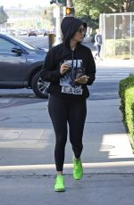 JENNIFER LOPEZ Heading to a Gym in Los Angeles 11/17/2018