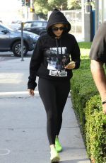 JENNIFER LOPEZ Heading to a Gym in Los Angeles 11/17/2018