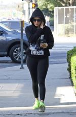 JENNIFER LOPEZ Heading to a Gym in Los Angeles 11/17/2018
