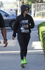JENNIFER LOPEZ Heading to a Gym in Los Angeles 11/17/2018