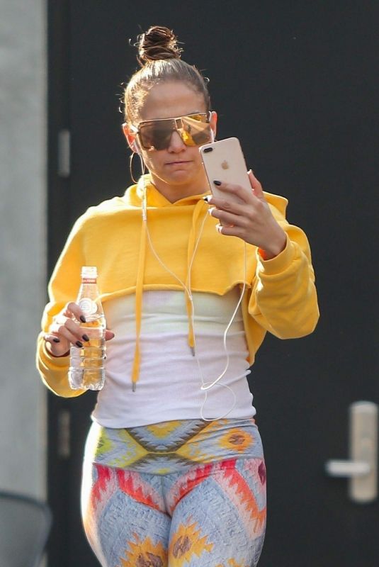 JENNIFER LOPEZ Out in Los Angeles 11/04/2018