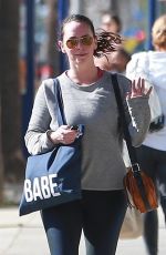 JENNIFER LOVE HEWITT Leaves a Gym in Los Angeles 11/06/2018