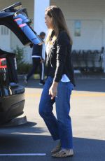 JESSICA ALBA Shopping at Bristol Farms in Los Angeles 11/28/2018