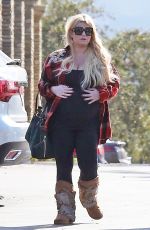 JESSICA SIMPSON Out Shopping in Calabasas 11/26/2018
