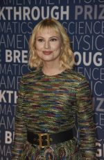 JULIA MILNER at 2019 Breakthrough Prize in Mountain View 11/04/2018