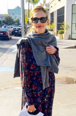 JULIA ROBERTS Out and About in Los Angeles 11/24/2018