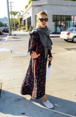 JULIA ROBERTS Out Shopping on Melrose Place in Los Angeles 11/24/2018