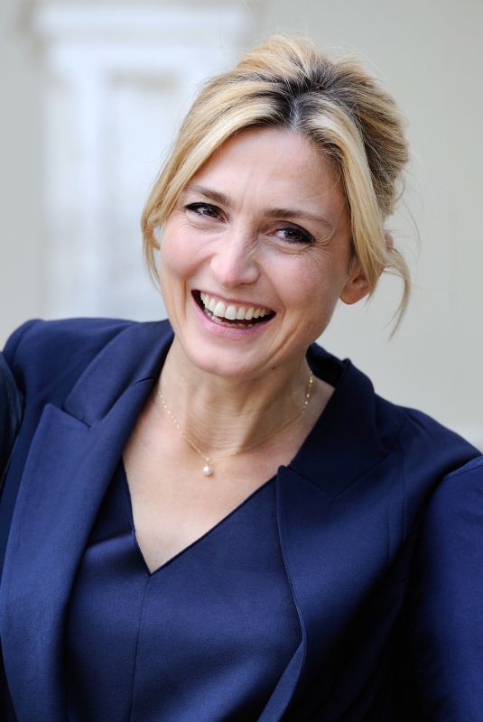 JULIET GAYET at Le Gendre De Ma Vie Premiere at Sarlat Film Festival 11/15/2018