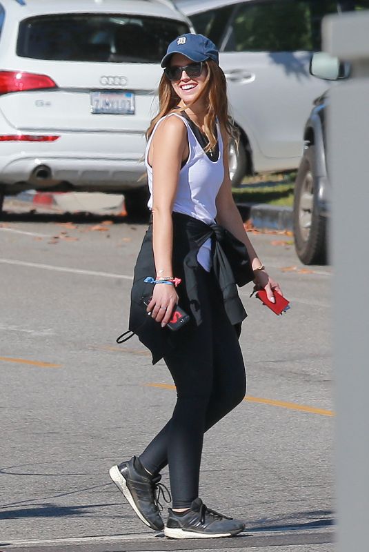 KATHERINE CHWARXENEGGER Out and About in Los Angeles 11/23/2018