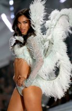 KELLY GALE at Victoria