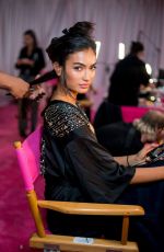 KELLY GALE on the Backstage of Victoria